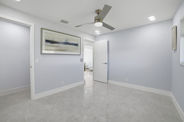 300 SW Golfview Terrace 142, Boynton Beach, FL 33426