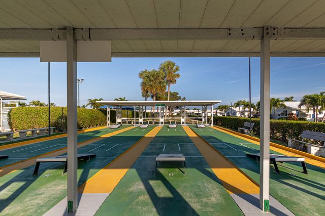 300 SW Golfview Terrace 142, Boynton Beach, FL 33426