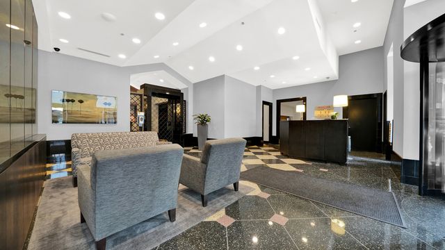 111 W MAPLE Street 1309, Chicago, IL 60610