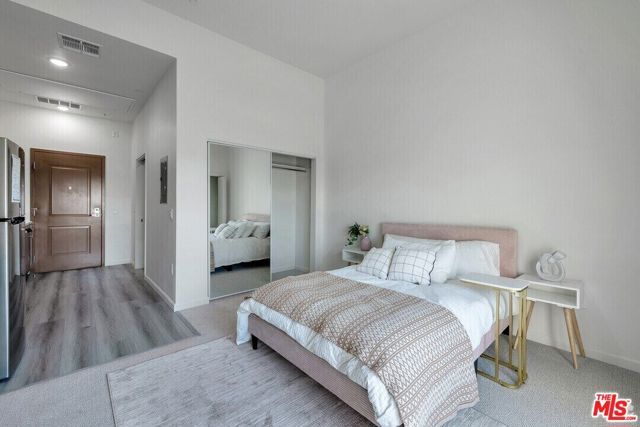 983 Dewey Avenue 204, Los Angeles, CA 90006