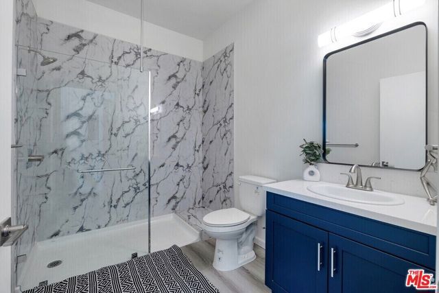 983 Dewey Avenue 204, Los Angeles, CA 90006