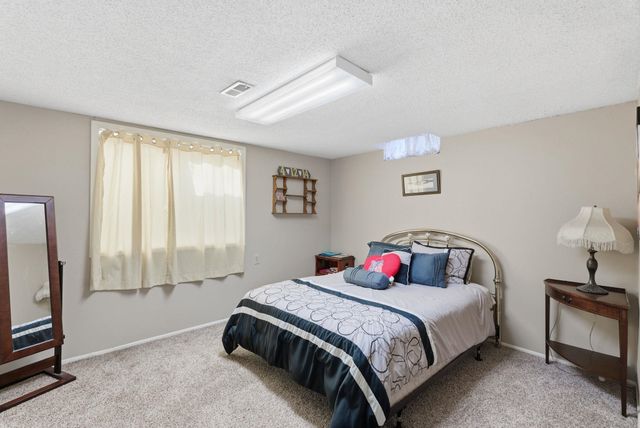 2306 N Addison Cir, Wichita, KS 67226