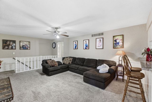 2306 N Addison Cir, Wichita, KS 67226