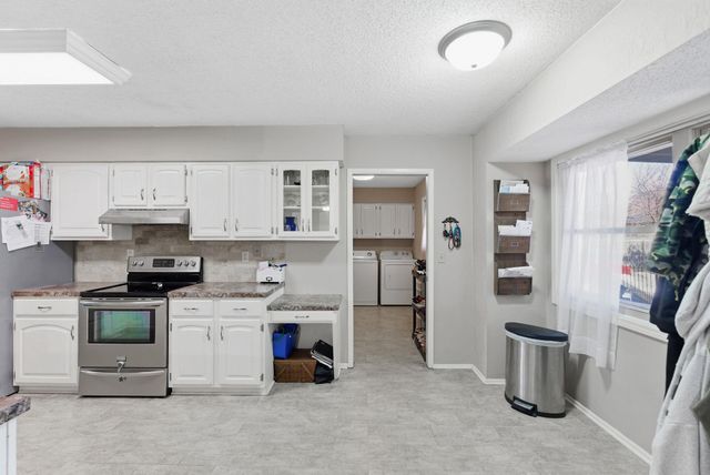 2306 N Addison Cir, Wichita, KS 67226