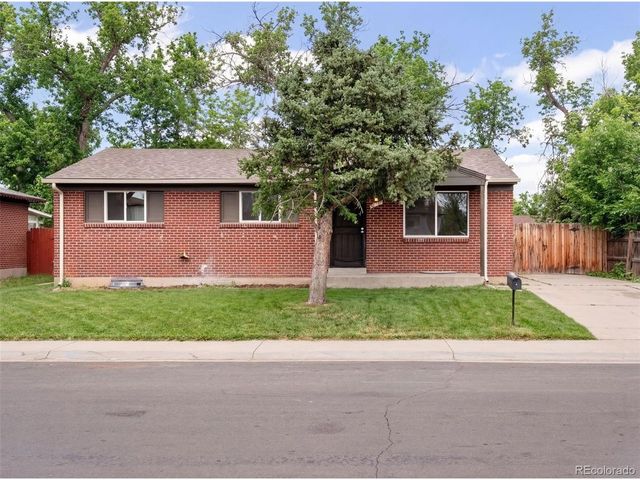 13061 Olmsted Pl, Denver, CO 80239