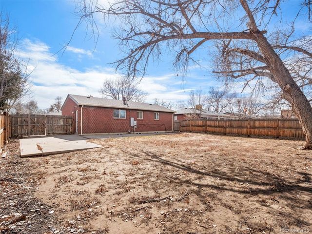 13061 Olmsted Pl, Denver, CO 80239