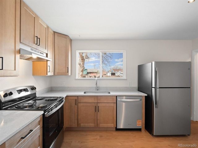 13061 Olmsted Pl, Denver, CO 80239