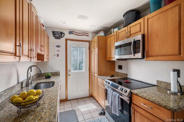 340 Seaford Avenue, Massapequa, NY 11758