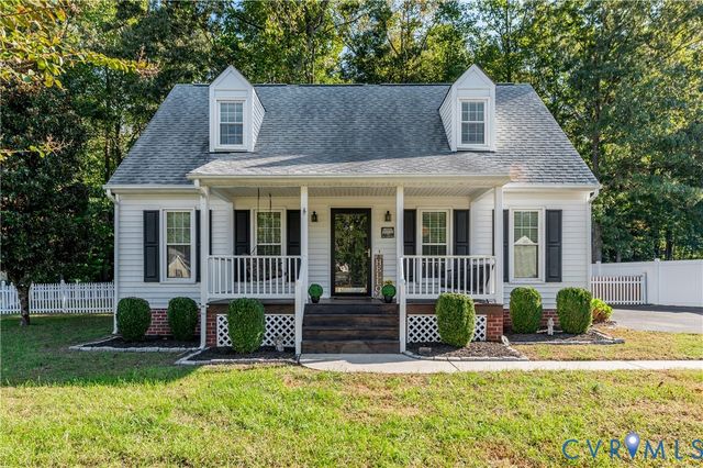 7078 McCauley Ln, Mechanicsville, VA 23111