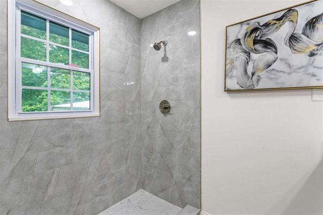 4531 Riverwood Cir, Decatur, GA 30035