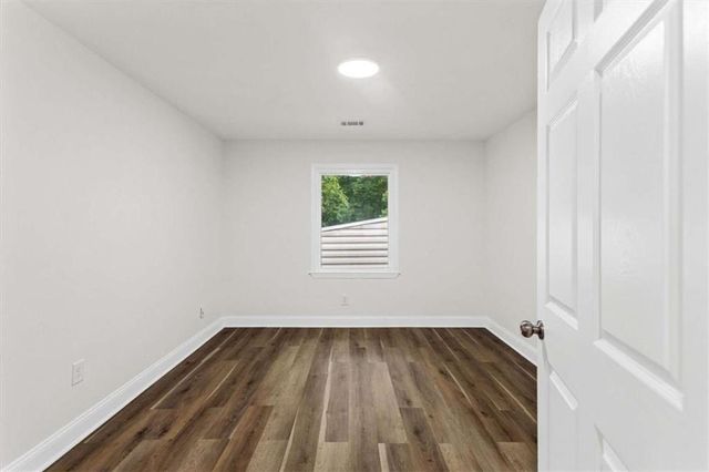 4531 Riverwood Cir, Decatur, GA 30035