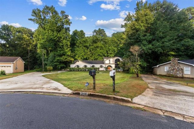 4531 Riverwood Cir, Decatur, GA 30035