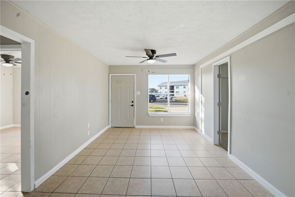 351 Rife St N, Aransas Pass, TX 78336 — photo 3