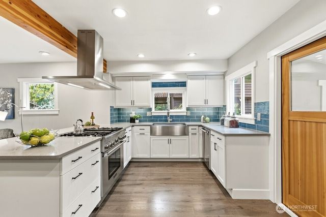 2122 N 128th Street, Seattle, WA 98133