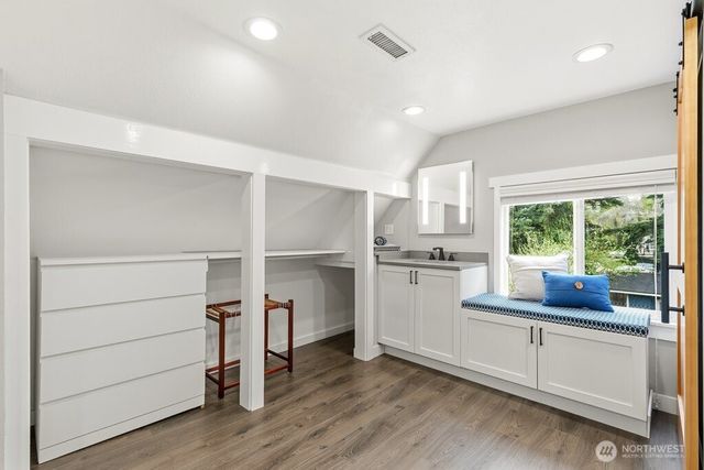 2122 N 128th Street, Seattle, WA 98133