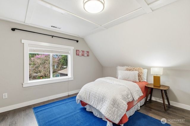 2122 N 128th Street, Seattle, WA 98133