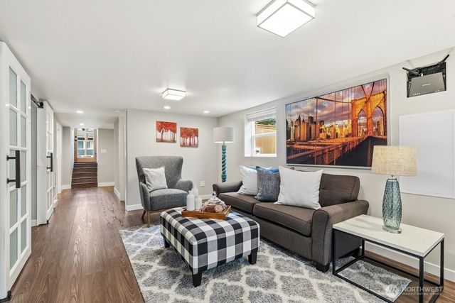 2122 N 128th Street, Seattle, WA 98133