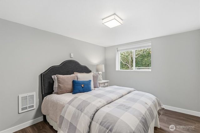 2122 N 128th Street, Seattle, WA 98133