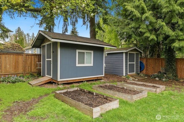 2122 N 128th Street, Seattle, WA 98133