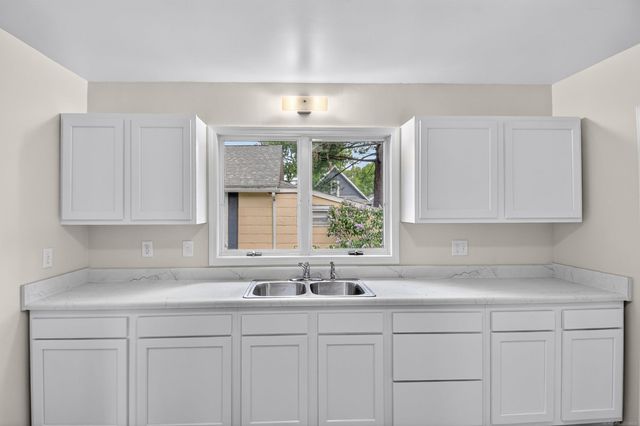 1416 11 Th Street, Port Huron, MI 48060