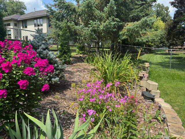 3751 Thomas Court, Vadnais Heights, MN 55127