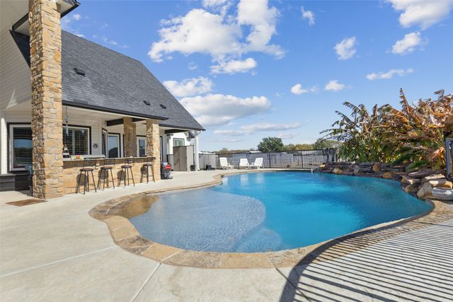 7765 Reed Road, Azle, TX 76020