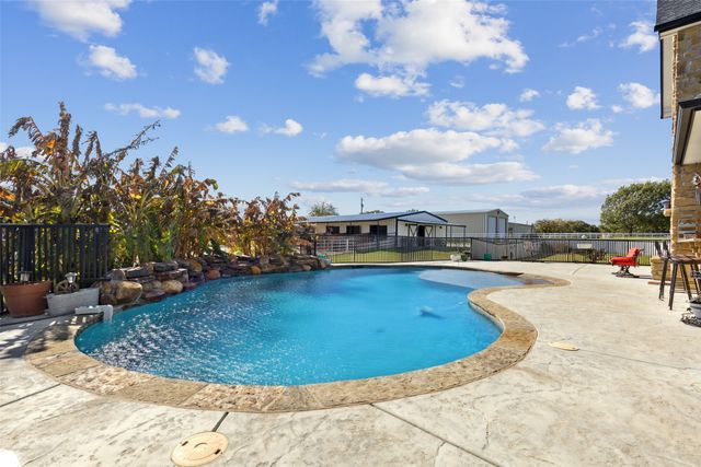 7765 Reed Road, Azle, TX 76020