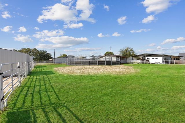 7765 Reed Road, Azle, TX 76020