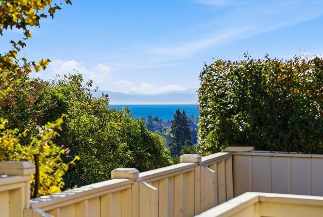 623 High Street, Santa Cruz, CA 95060