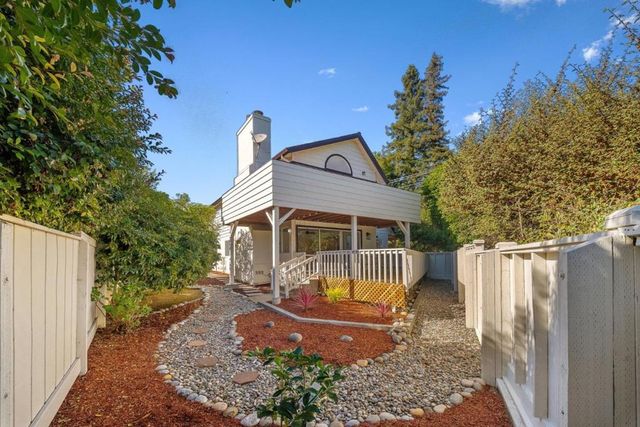 623 High Street, Santa Cruz, CA 95060