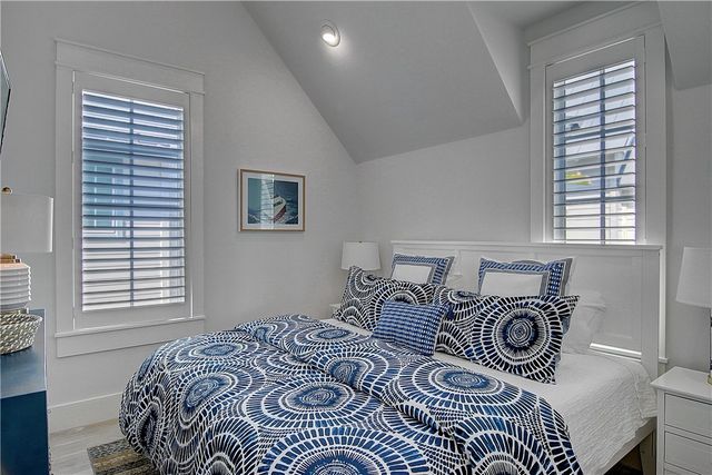 230 Round Road C1, Port Aransas, TX 78373