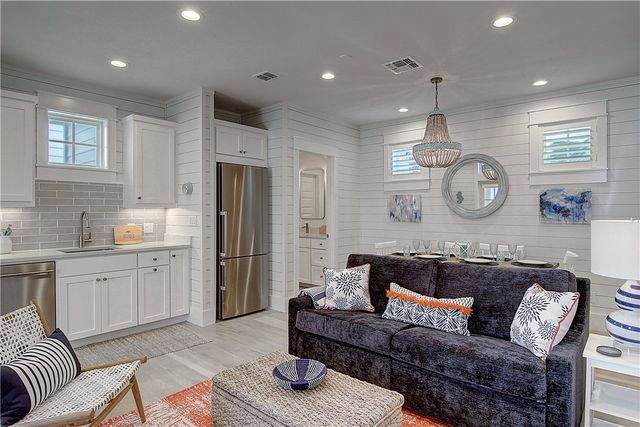 230 Round Road C1, Port Aransas, TX 78373