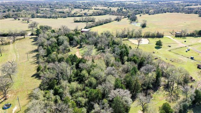 1224 South State Street, Madisonville, TX 77864