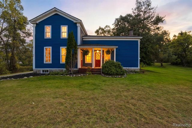13278 9 Mile Road, South Lyon, MI 48178