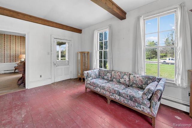 13278 9 Mile Road, South Lyon, MI 48178