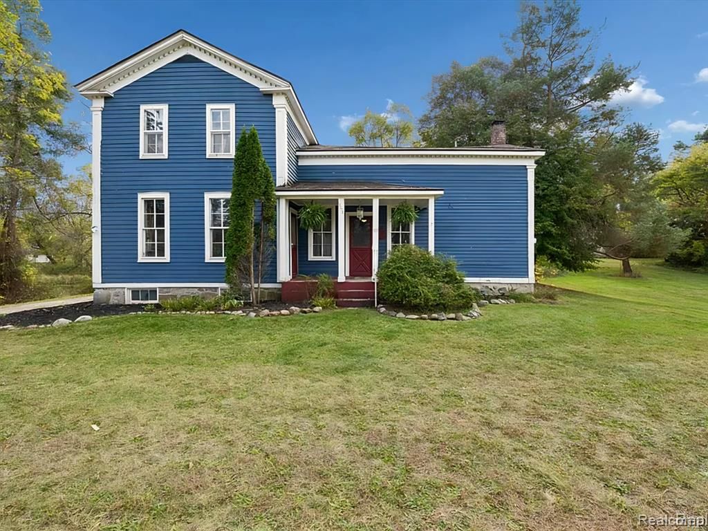 13278 9 Mile Road, South Lyon, MI 48178