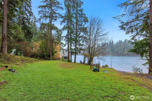 15233 NE Sunset Ave NE, Keyport, WA 98345