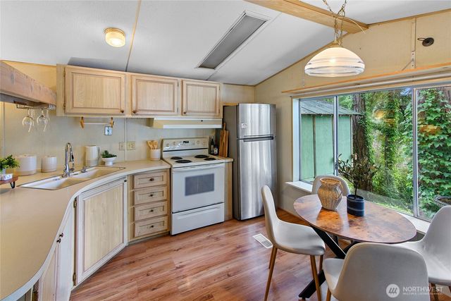 15233 NE Sunset Ave NE, Keyport, WA 98345