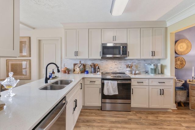 302 Michigan Avenue, Lynn Haven, FL 32444