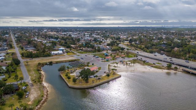 302 Michigan Avenue, Lynn Haven, FL 32444