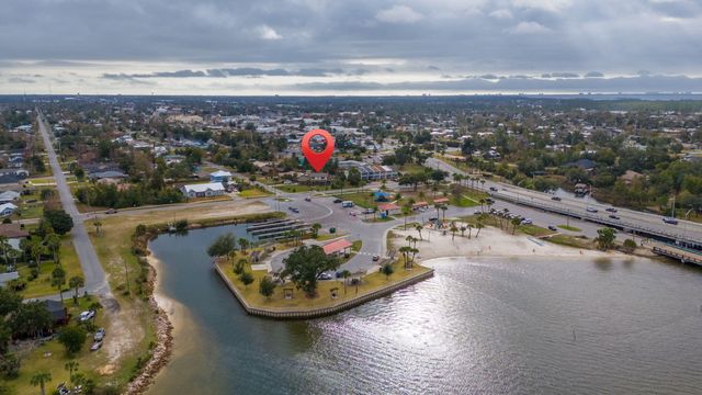 302 Michigan Avenue, Lynn Haven, FL 32444