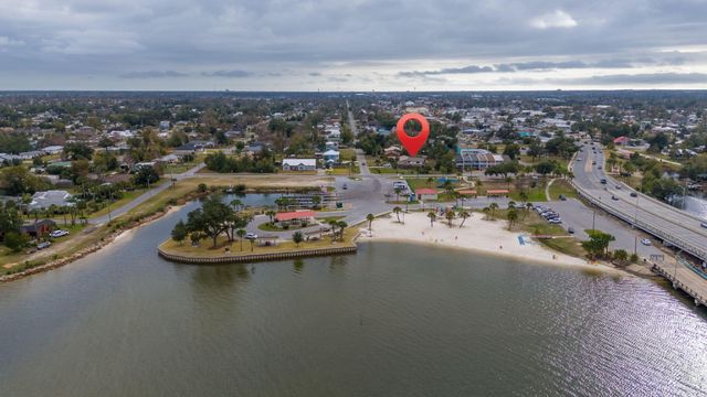 302 Michigan Avenue, Lynn Haven, FL 32444