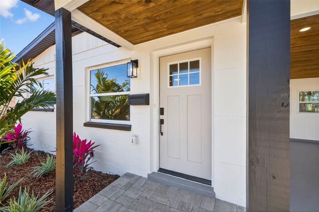 5018 CHANCELLOR STREET NE, St Petersburg, FL 33703