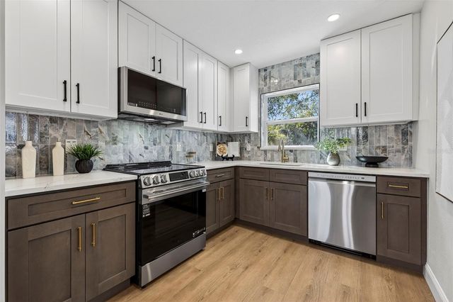 5018 CHANCELLOR STREET NE, St Petersburg, FL 33703