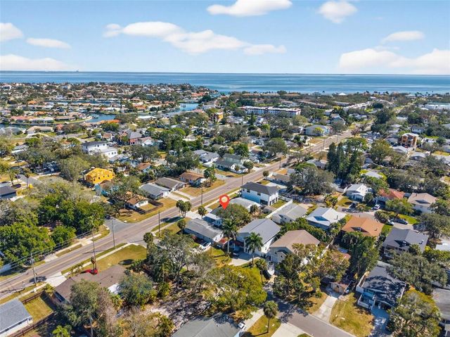 5018 CHANCELLOR STREET NE, St Petersburg, FL 33703