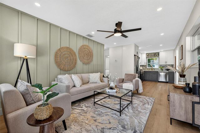 5018 CHANCELLOR STREET NE, St Petersburg, FL 33703