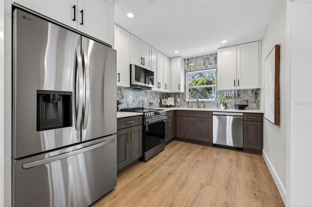 5018 CHANCELLOR STREET NE, St Petersburg, FL 33703