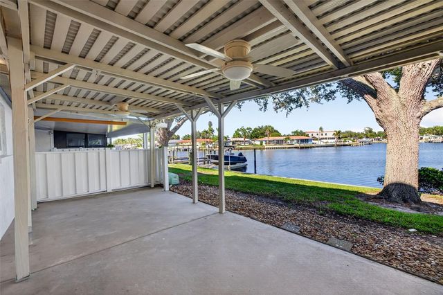 6497 CAPE HATTERAS WAY NE 3, St Petersburg, FL 33702