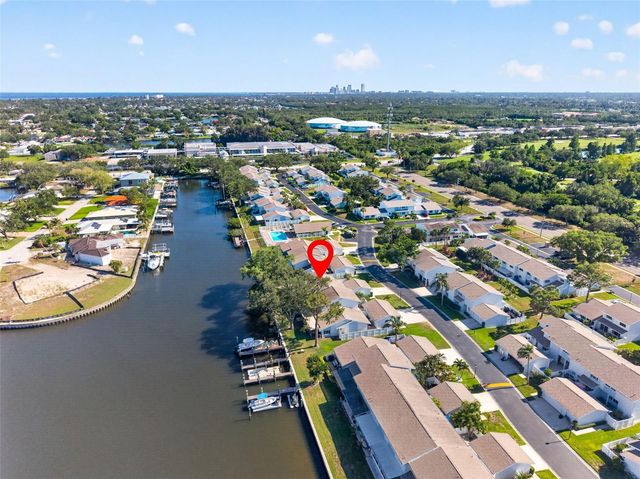 6497 CAPE HATTERAS WAY NE 3, St Petersburg, FL 33702