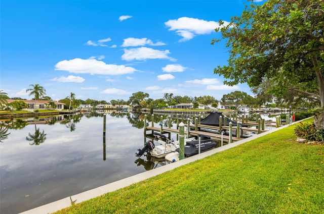 6497 CAPE HATTERAS WAY NE 3, St Petersburg, FL 33702